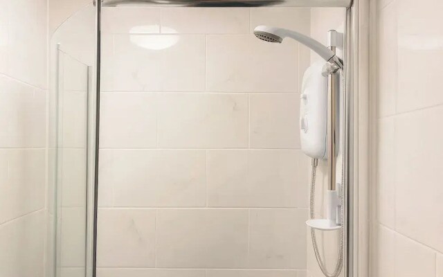 3br-sleeps5-balcony-centrallondon-ws95