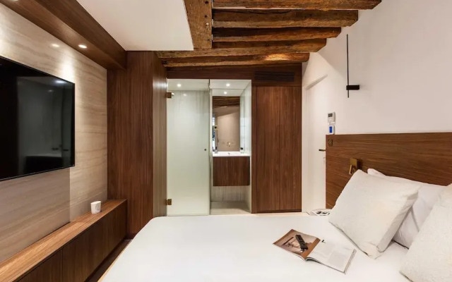 Magnificent Apartment /AC -1br/4p- Palais-royal