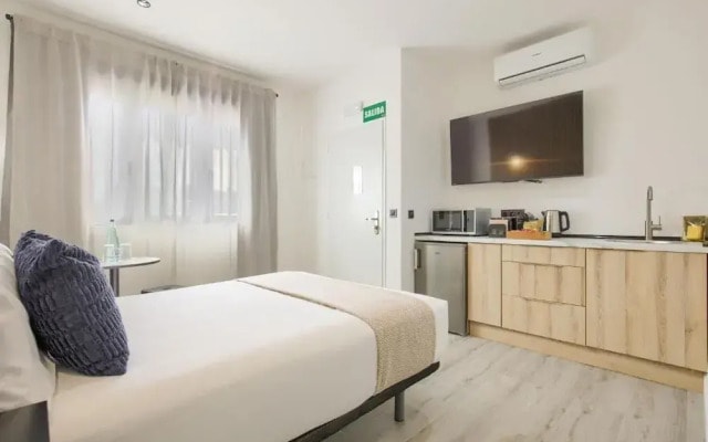 Dobo Madrid Lucero
