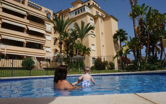 Alamos Holidays
