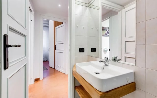 Apartment in Campo de Fiori with Netflix