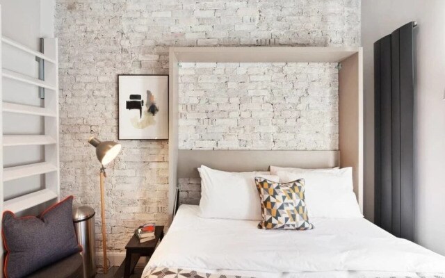 Intimate Studio W/king-size Bed in Camden Town