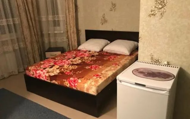 Guest House on Voskresenskaya 8
