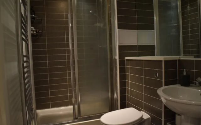 Lovely 2 Bedroom Apartment in Putney