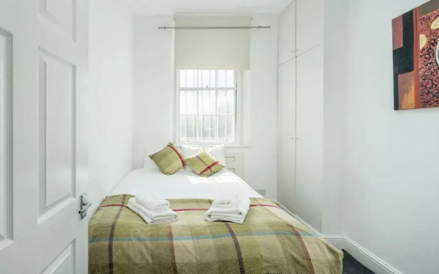 Altido Exceptional 1 Bed Flat In Chelsea