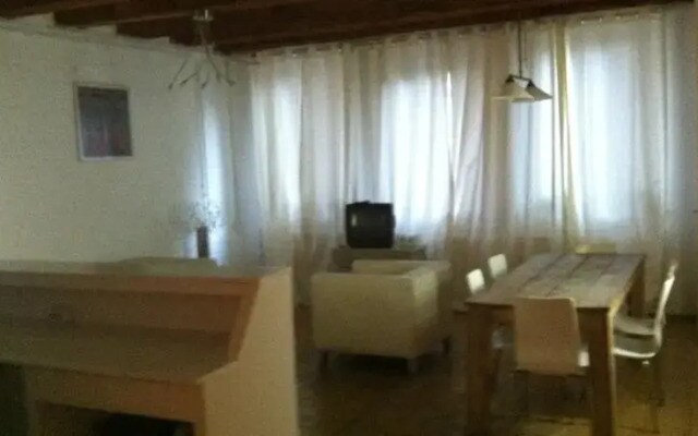 Loft Entrepotdok