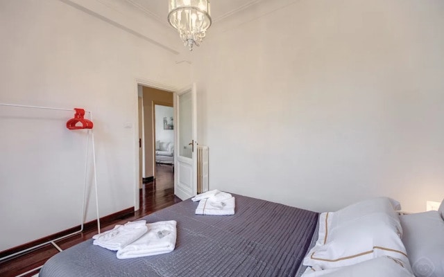 HI River View apartment
