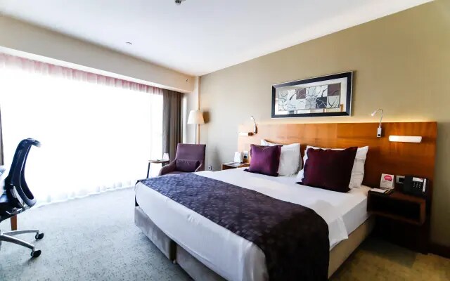 Crowne Plaza Istanbul - Harbiye by IHG