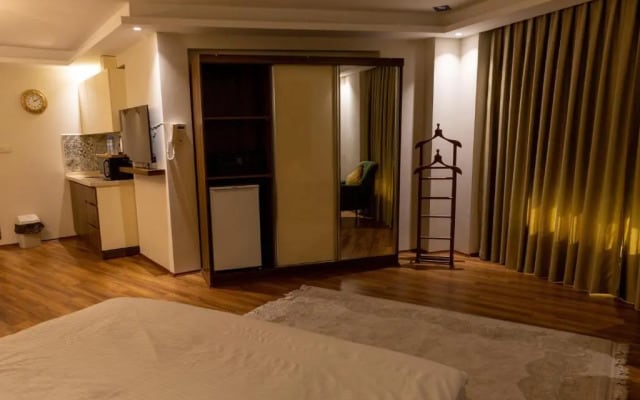 Grand Luxury
