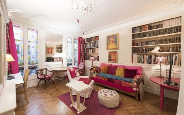 Colorful in Pigalle