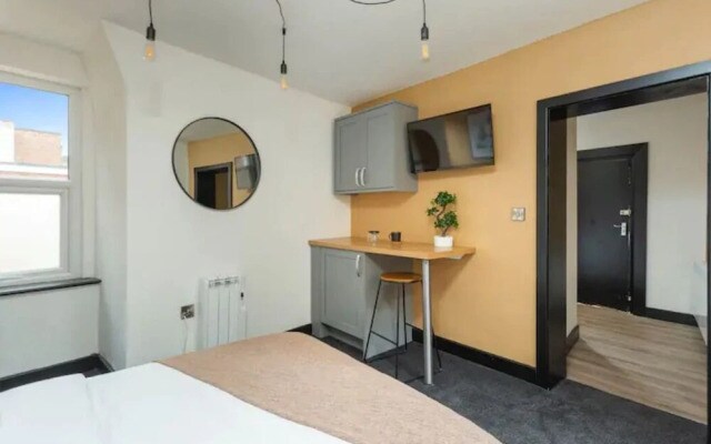 OnPoint-MODERN Studio Apt City Centre F3