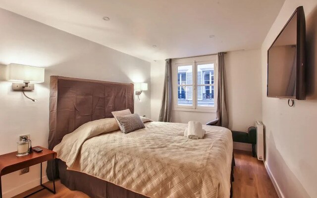 62 - Luxury Flat Champs-Elysées 1G