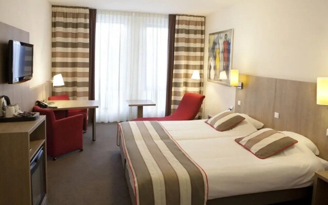 Skotel Amsterdam, Hotelschool The Hague