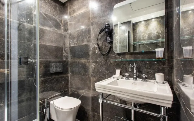 Modern Studio for 4 People - Arc de Triomphe
