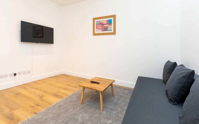 Newly Renovated 1BD Flat - Camden