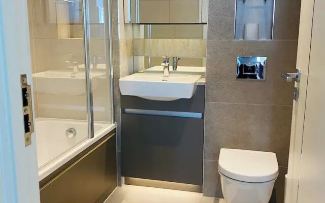 Cozy Riverview London Apartment Near the o2 Arena