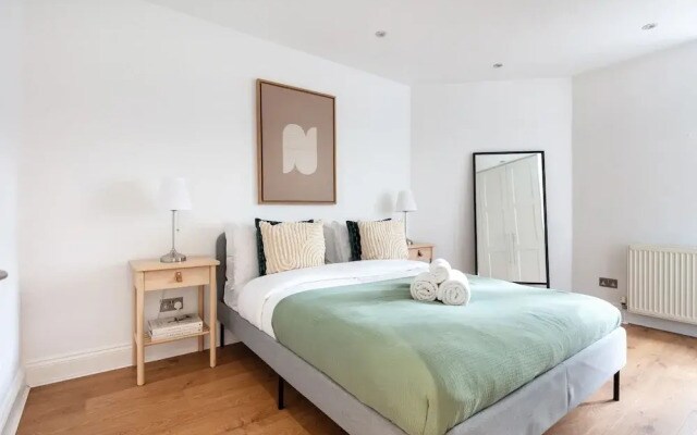 Chic 1BR Close to Buckingham Palace