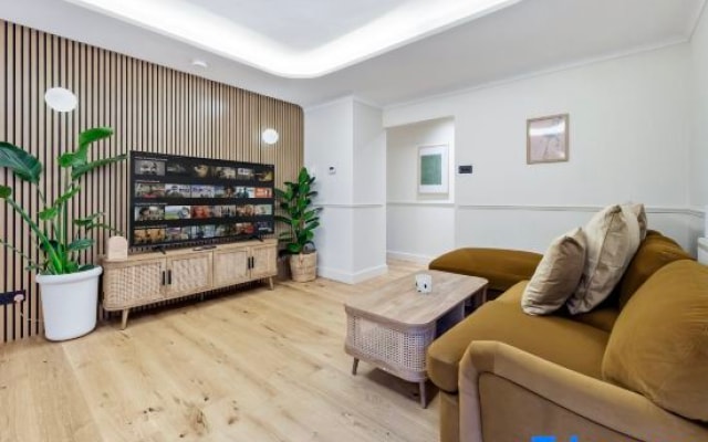 Tranquil 2 bedroom Apartment Close to St. Paul's Cathedral