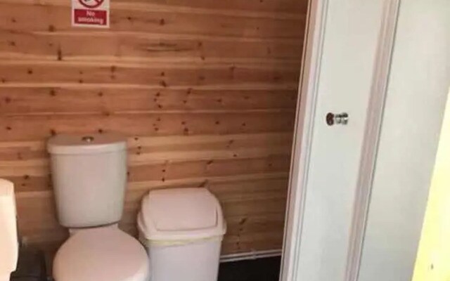 Elton Barn Fishery & Retreat