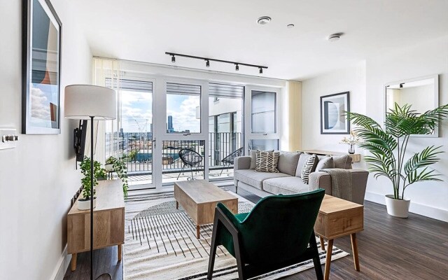 Stylish and Bright West London Gem