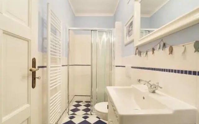Guest House Huty