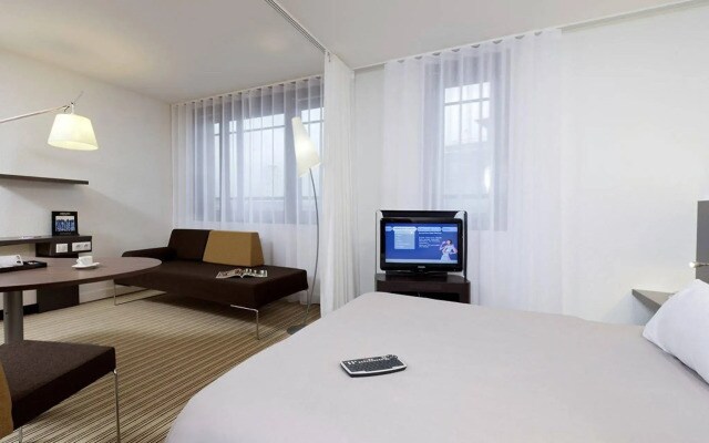 B&B HOTEL Rueil-Malmaison Gare