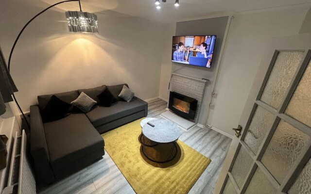 a two Bedroom Cosy Hideaway Based in Greenwich