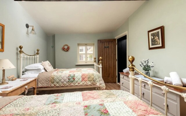 Sykes Lodge