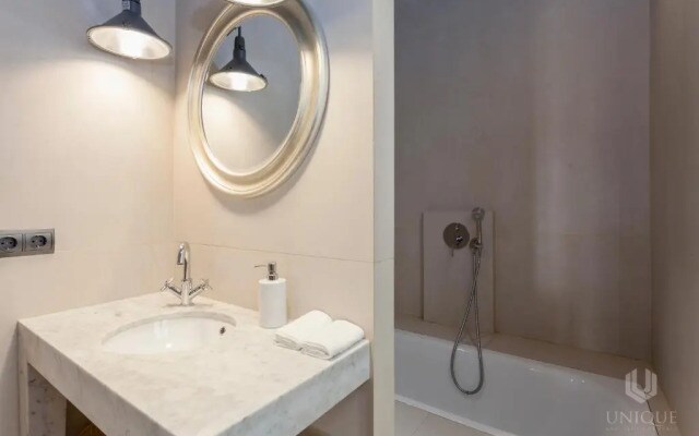 Unique Rentals Luxurious Oasis