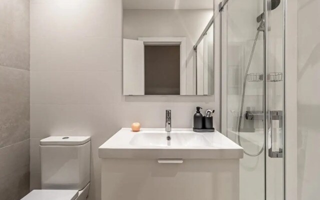 Adelfas - 2 Bedroom in Rios Rosas