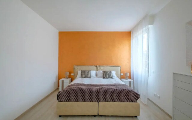 Casa Luminosa