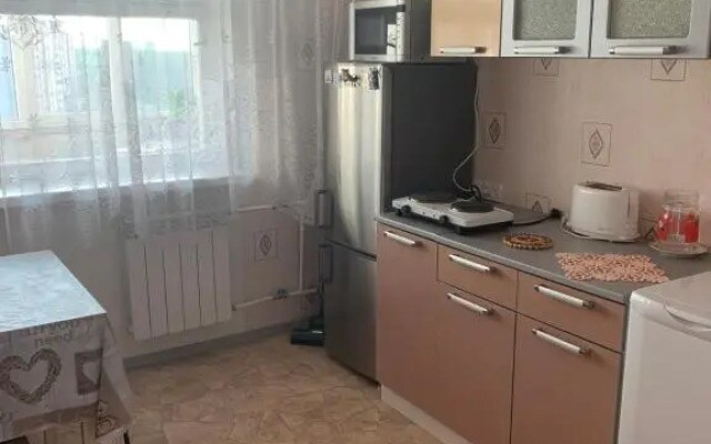 Ореховая горка Апартаменты с балконом и лифтом