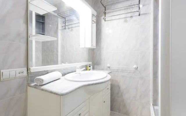 AB Paral·lel Apartments