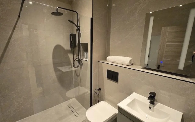 Finchley Perfect 1-Bed - Work & Leisure