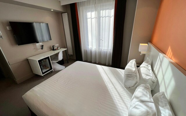 Holiday Inn Paris - Auteuil by IHG