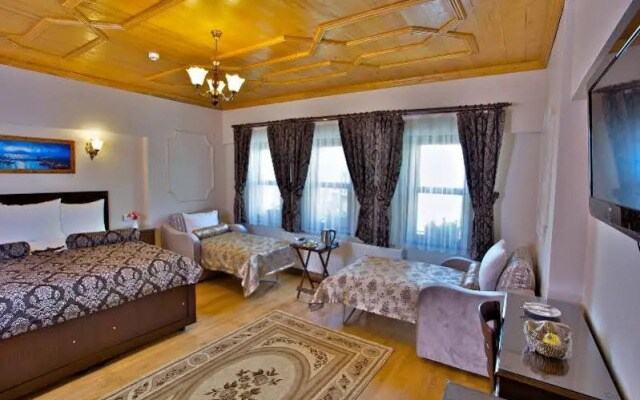 Fides Apartments