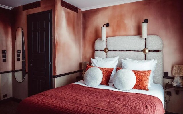 Hipotel Paris Bordeaux Ma Nilmontant