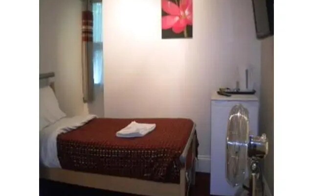 Royal Guest House 2 Hammersmith