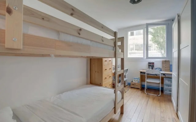 2 bedroom family apartment for 4 people by GuestReady