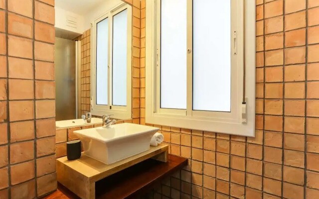 Peaceful 1bed Apartment, Completely Refurbished