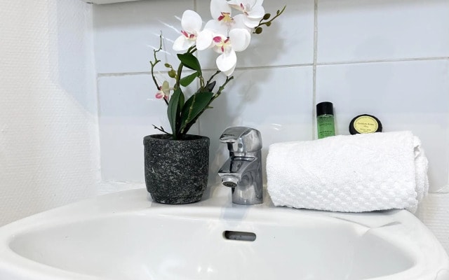 5494B - Appartement familial - Batignolles