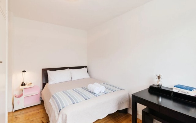 The Hampstead Village House - EB
