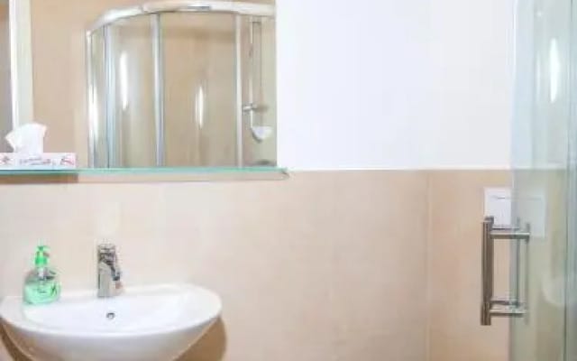 Beautiful Central Apartment Thámova