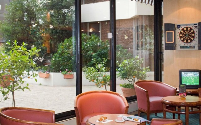 ibis Paris Pont De Suresnes