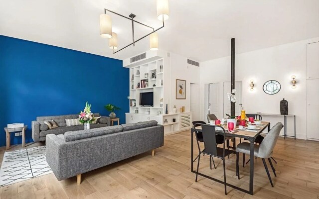 Saint Germain Bon March Chic Three Bedroom
