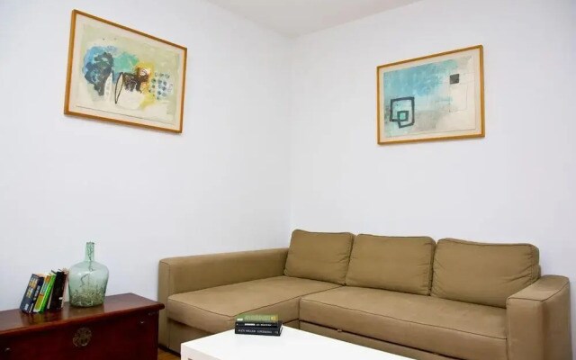 Claris Apartments