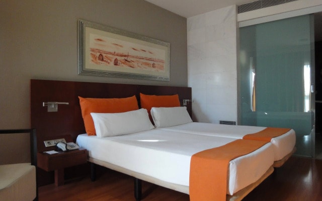 Отель Eurohotel Barcelona Gran Via Fira