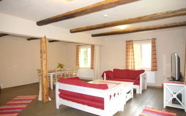 Karu Holiday Home