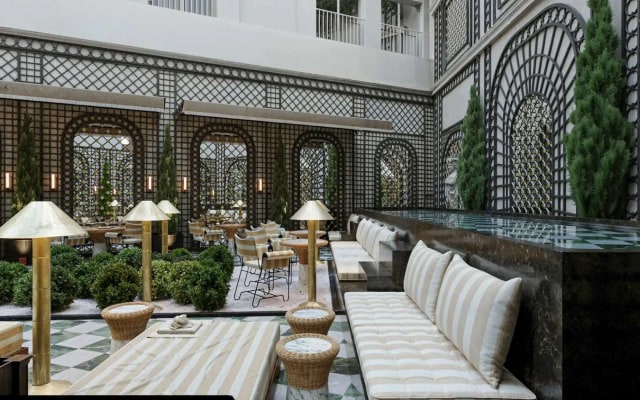 Sax Paris, LXR Hotels & Resorts