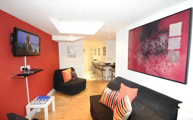 Cosway Serviced Apartments